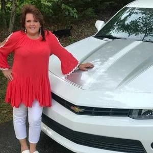 Meet your Posher, Tina